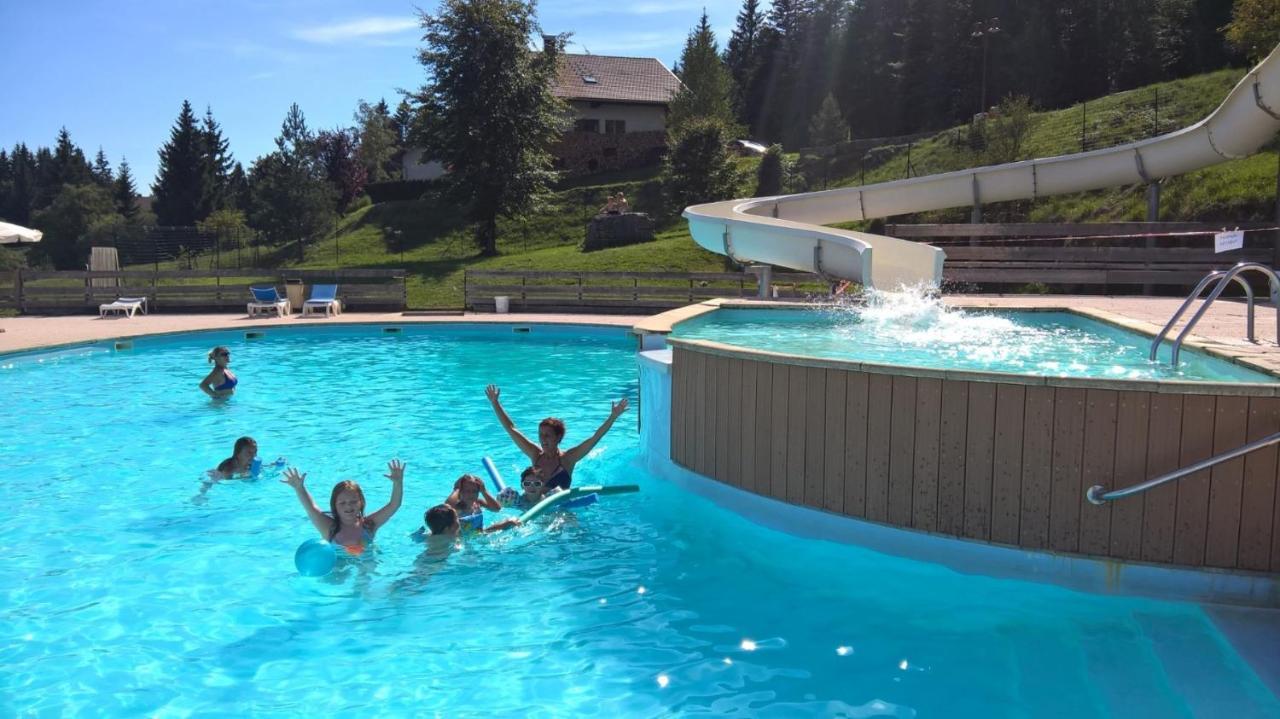 Chalets De Tremontagne 3 Etoiles Nanchez Екстер'єр фото