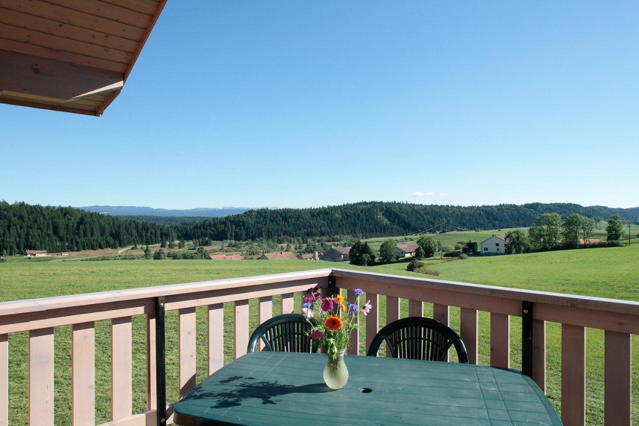 Chalets De Tremontagne 3 Etoiles Nanchez Екстер'єр фото