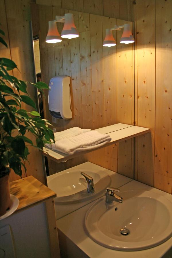 Chalets De Tremontagne 3 Etoiles Nanchez Екстер'єр фото