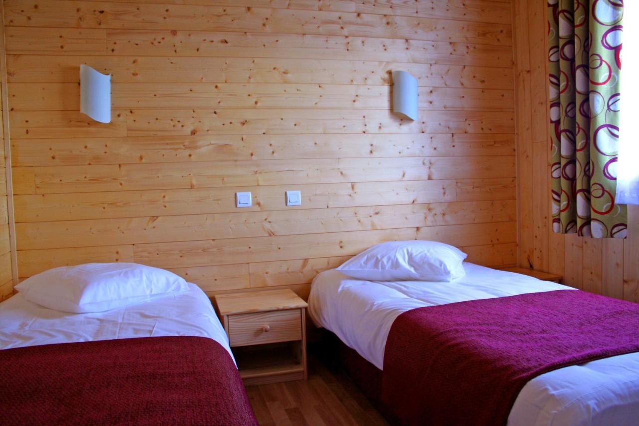 Chalets De Tremontagne 3 Etoiles Nanchez Екстер'єр фото